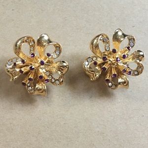 Vintage Gold Rhinestone Clip on Earrings